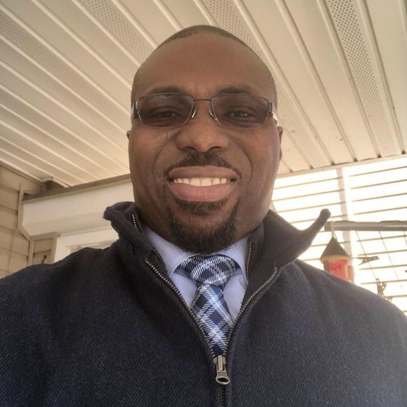 Meet your Posher, Olabode - Picture 1 of 1